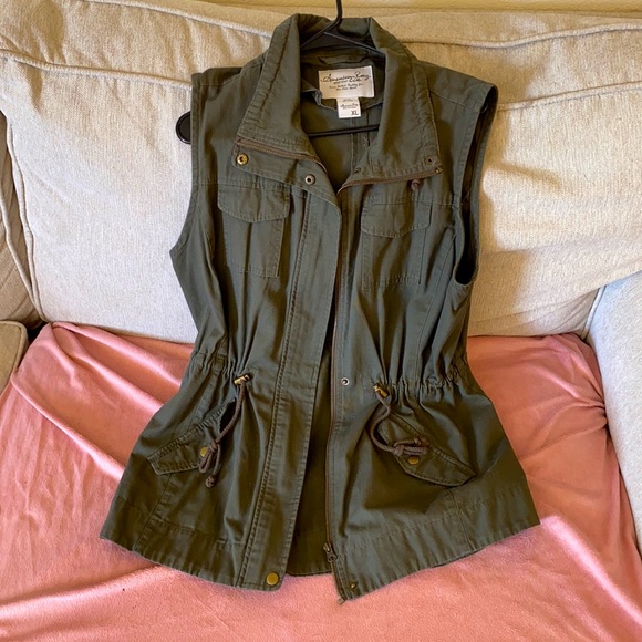 American Rag Jackets & Blazers - Olive green vest with pockets